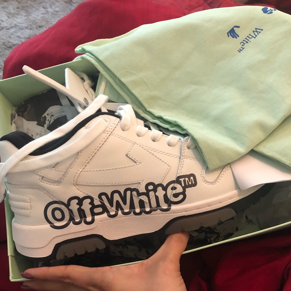 2013 “Out Of Office” Off White Sneakers - Black & White Mens 7 (Womens 8.5)